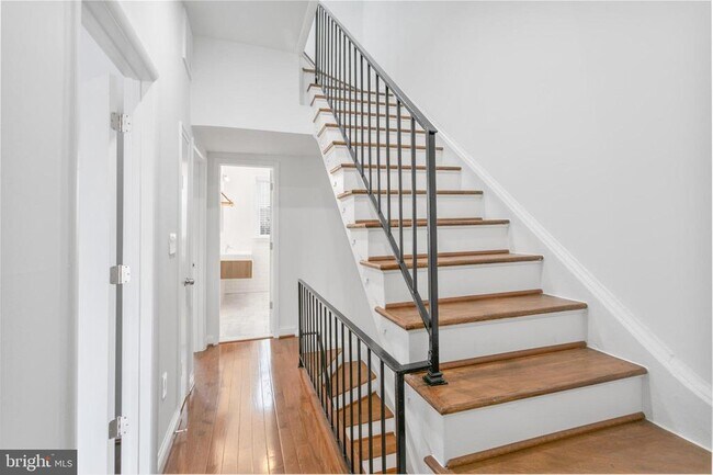 Building Photo - 1339 Corcoran St NW