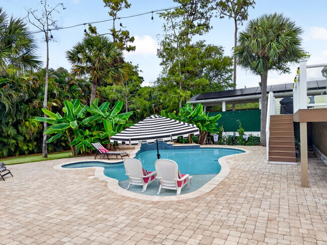 Building Photo - 13074 La Mirada Cir