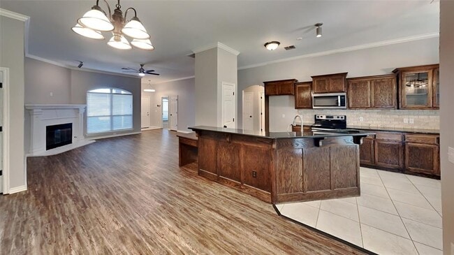 Building Photo - 16208 Romeo Dr