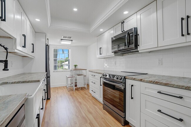 Building Photo - 1210 Sugar Sands Blvd