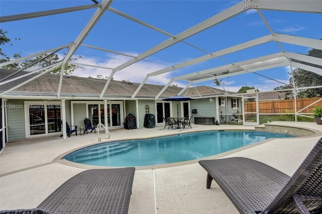 Building Photo - 874 Blueberry Dr