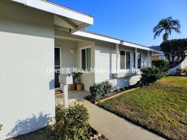 Building Photo - 3080 Palo Verde Ave