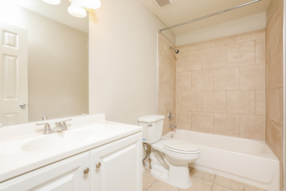 Building Photo - 478 Whittingham Pl