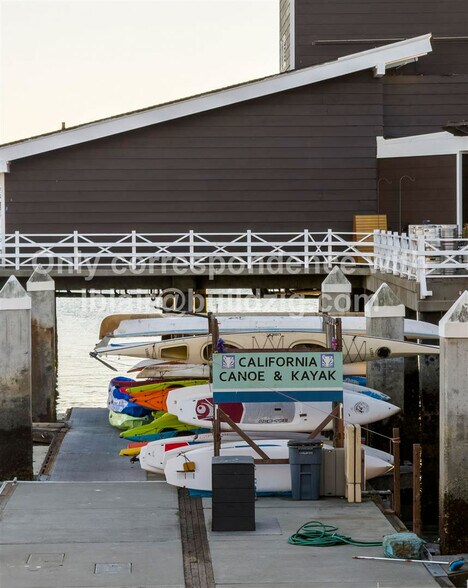 Building Photo - 402 Webster St