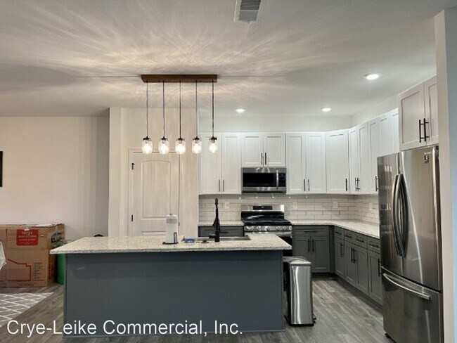 Building Photo - 3 br, 2.5 bath House - 520 Dexter Dr