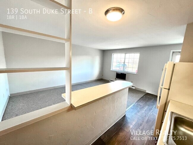 Building Photo - 139 S Duke St