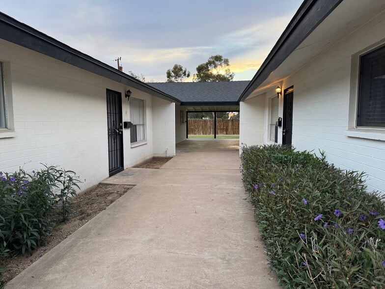 Building Photo - 7130 N 54th Ave