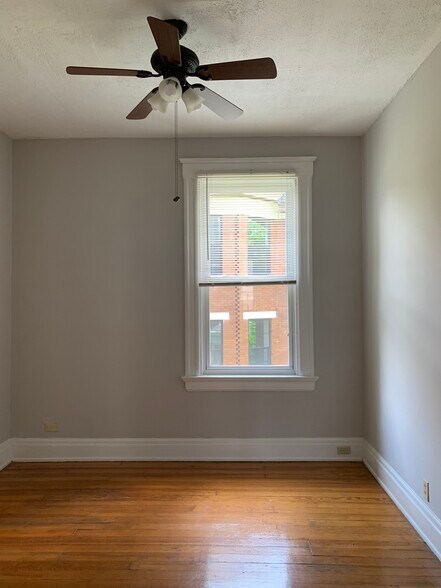 Building Photo - 287 McCormick Plz