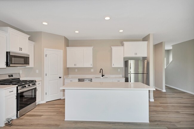 Building Photo - 1317 Sioux Turn