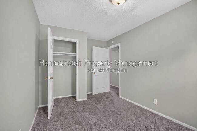 Building Photo - 10063 Northgate Dr
