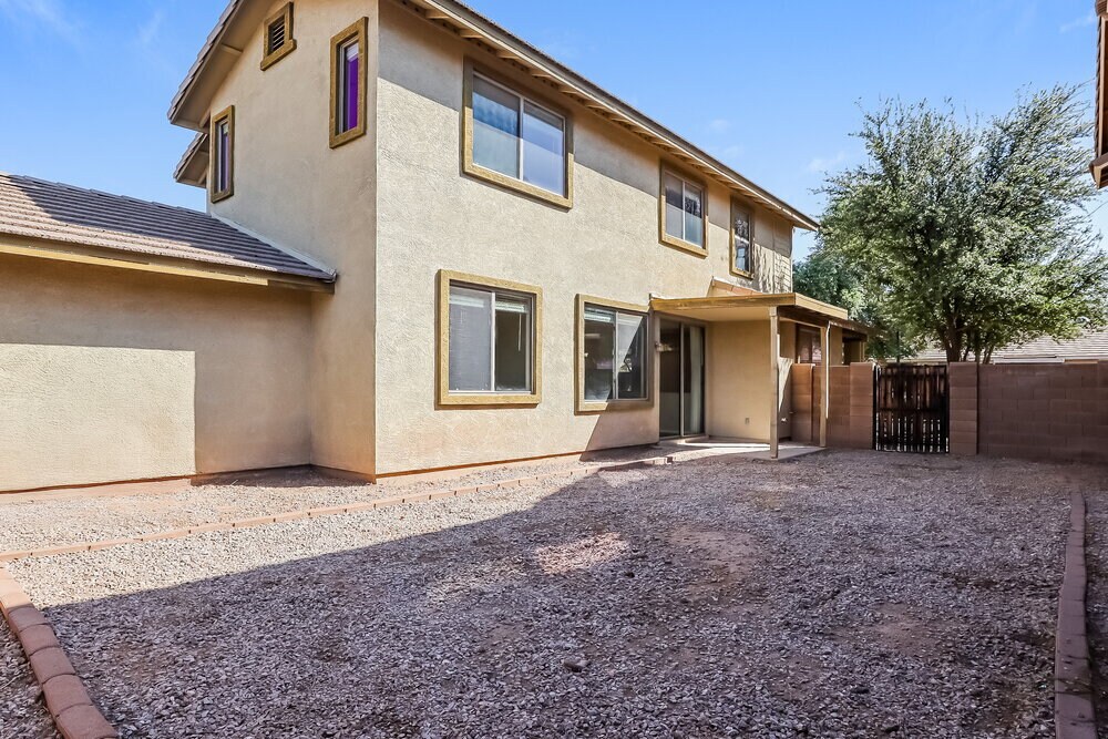 Building Photo - 2918 S Anderson Ln