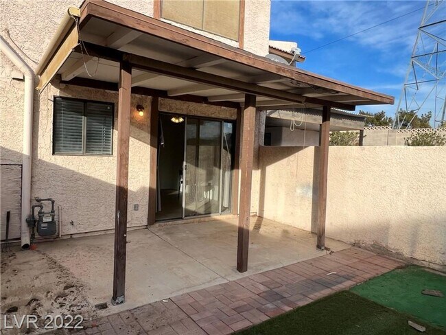 Building Photo - Immaculate two bedroom, two story town hom...