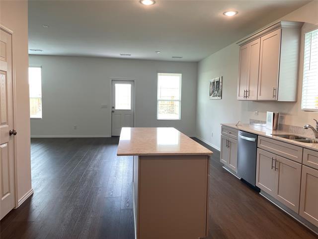 Building Photo - 1409 Westport Ln