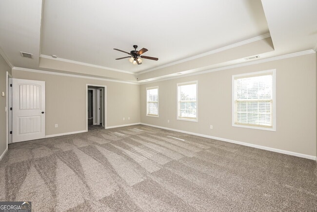 Building Photo - 2048 Woodland Brook Dr