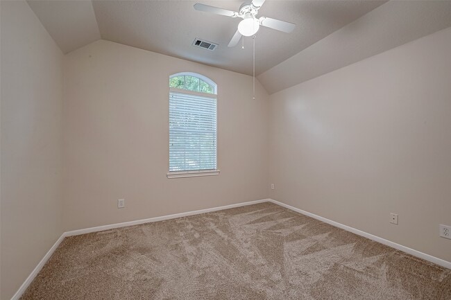 Building Photo - 3827 Garden Way