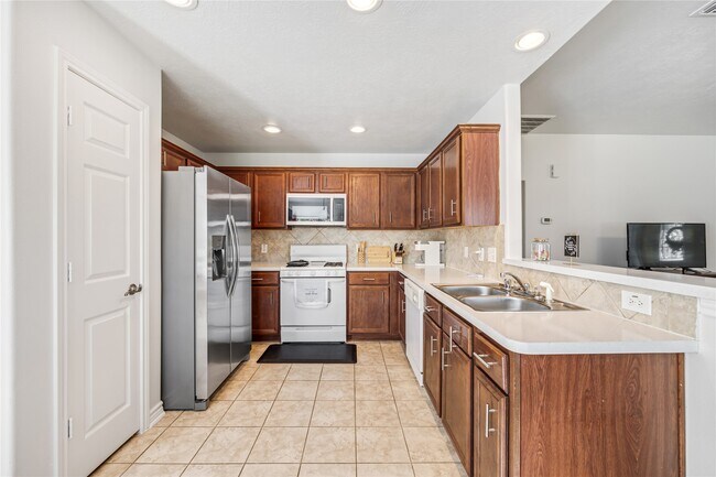 Building Photo - 214 John Alber Rd