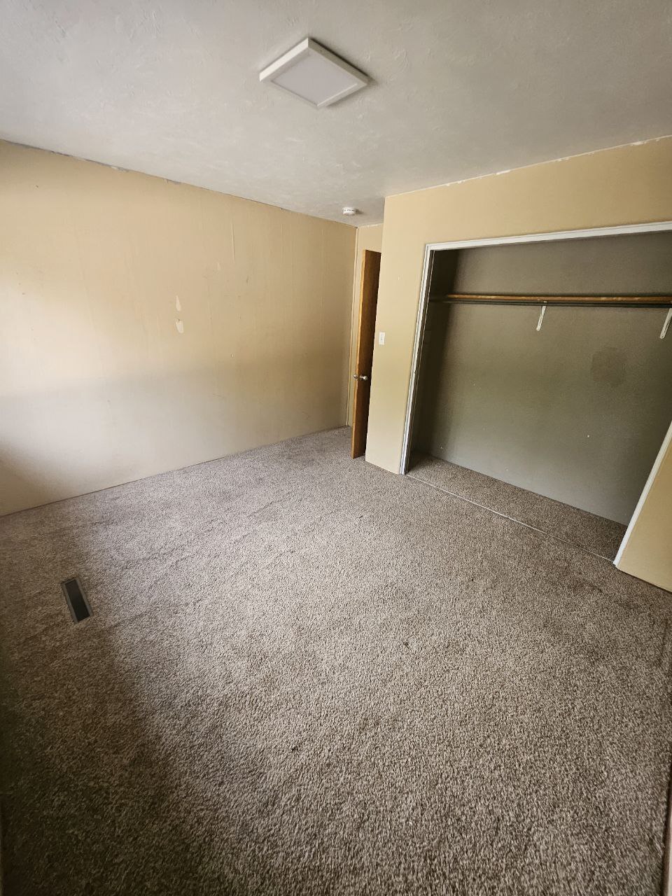 Building Photo - 1236 Mount View Ln
