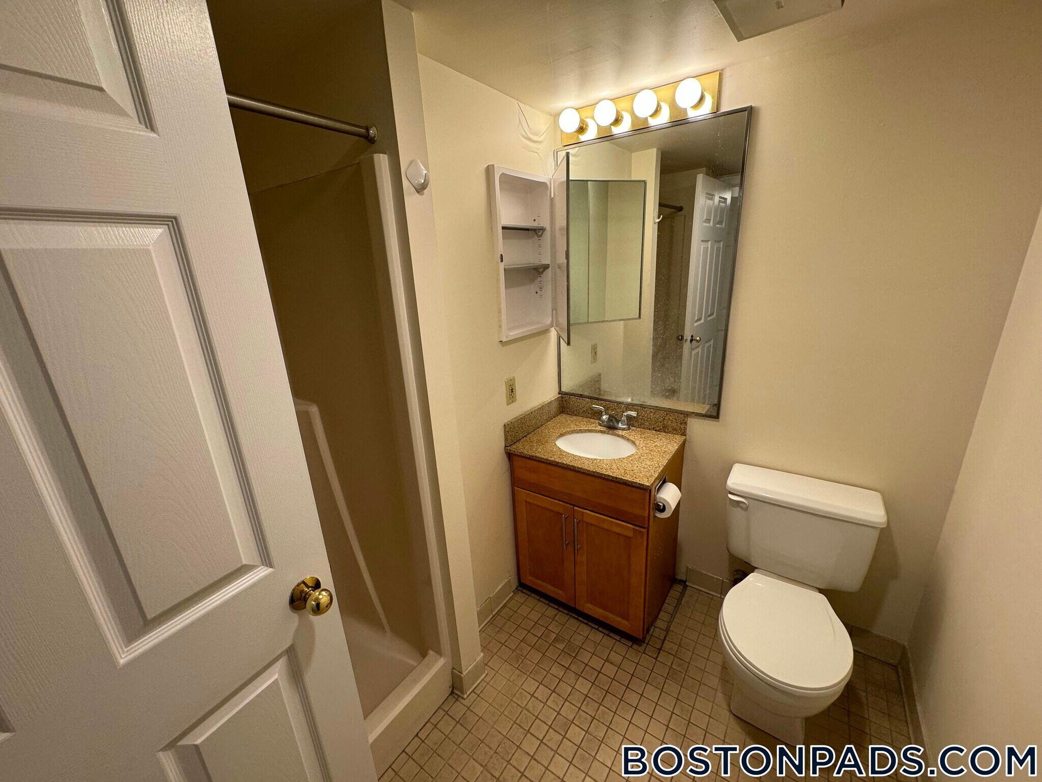 Building Photo - 345 Franklin St