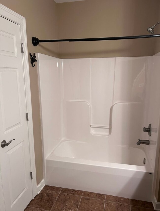 Building Photo - 1313 Provident Creek Ct