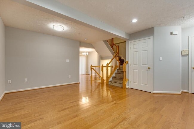 Building Photo - 2542 Piney Pass Way