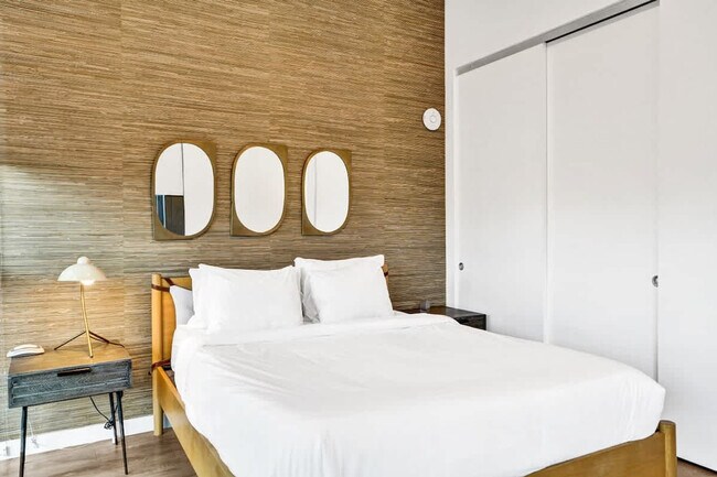 Building Photo - 1220 17th St