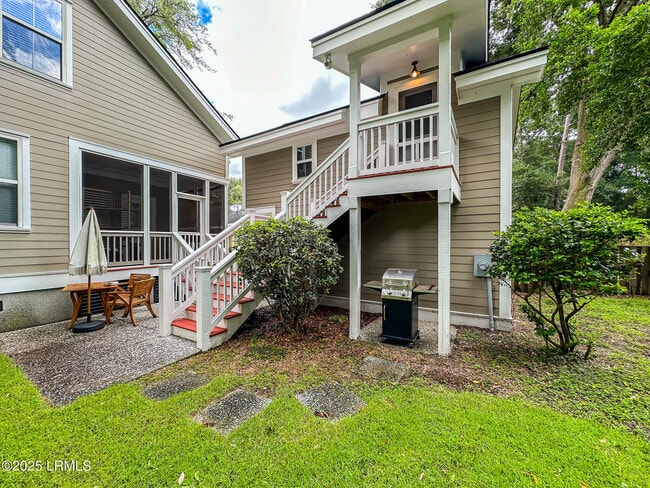 Building Photo - 6 Carolina Village Cir