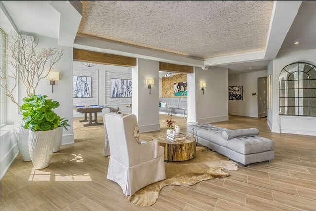 Building Photo - 6915 Endhaven Ln