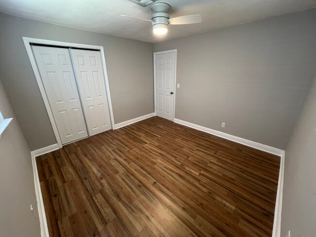 Building Photo - 9417 SW 52nd St