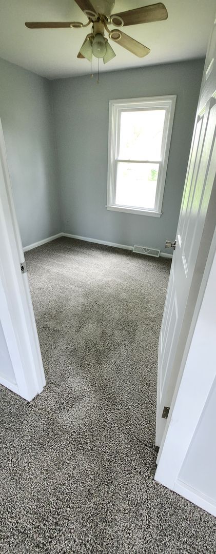 Building Photo - 3 bed / 1 bath single family rental home for 1100.00