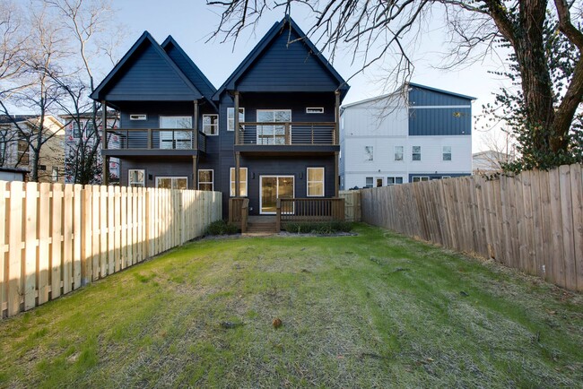 Building Photo - New Construction Modern Luxury in Nashville