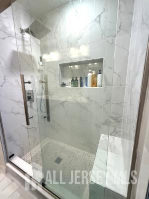 Building Photo - 21 Wisteria Ct