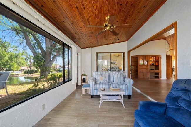 Building Photo - 2637 Sunburst Ct
