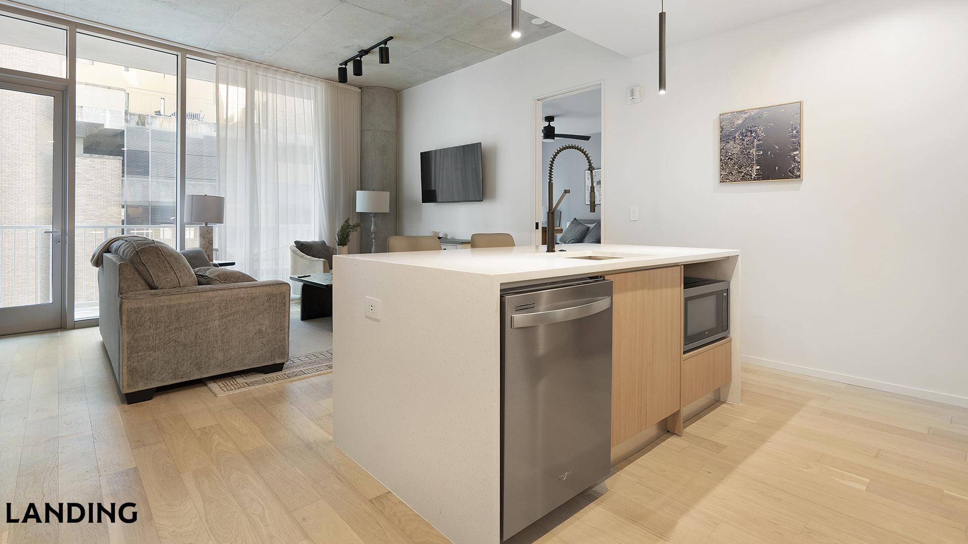 Building Photo - 143 E Commerce St