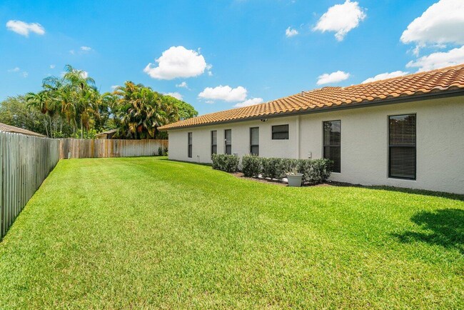 Building Photo - 21155 Shady Vista Ln
