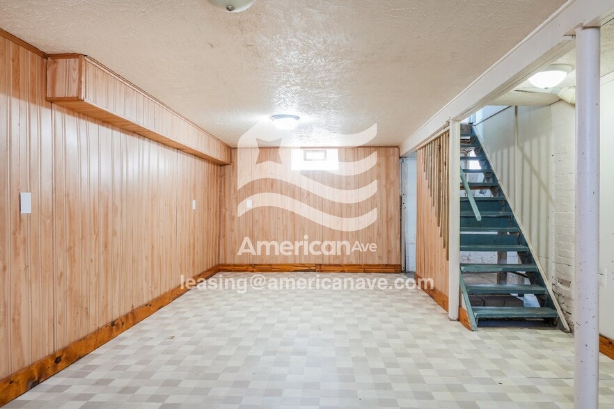 Building Photo - 2109 Oliver St