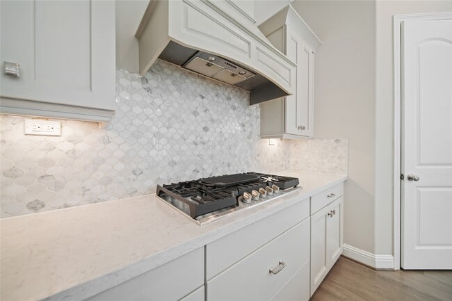 Building Photo - 6411 Tarrion Bay Ln