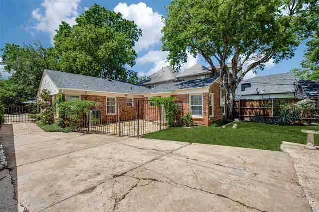 Building Photo - 4404 Hyer St