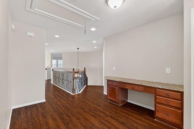 Building Photo - 810 Highland Hills Dr