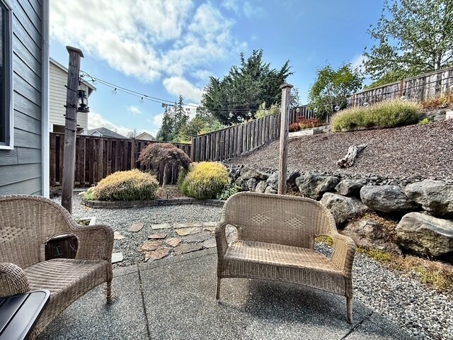 Building Photo - 2698 NE Noll Valley Loop