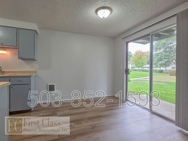 Building Photo - 1384 NE 186th Ave