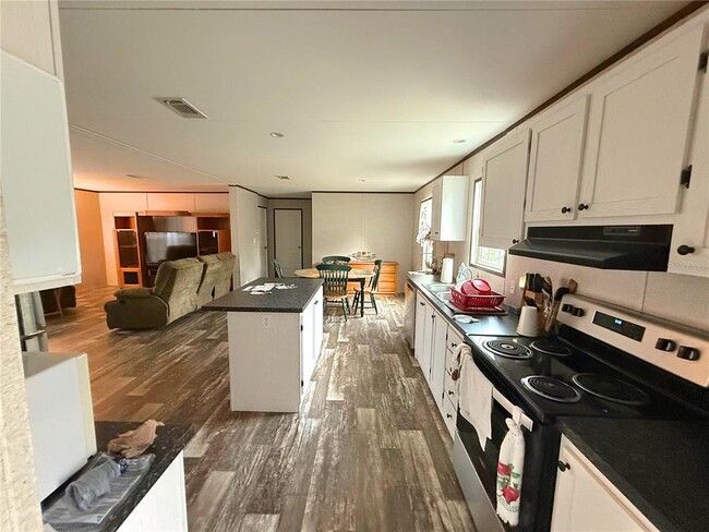 Building Photo - 8617 Indian Ridge Way