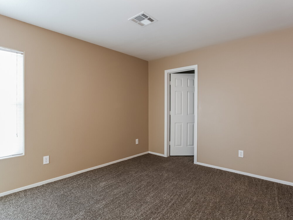 Building Photo - 1021 Equator Ave