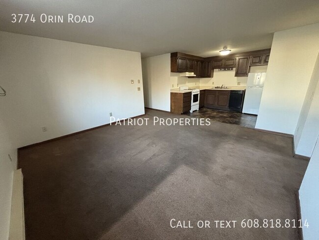 Building Photo - 1 bed/1 bath plus den in Madison, WI!