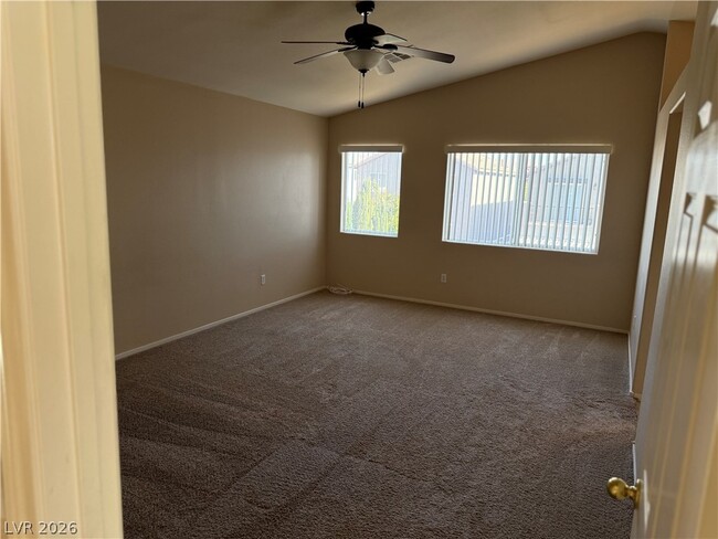 Building Photo - 9412 Santana Siesta Ave