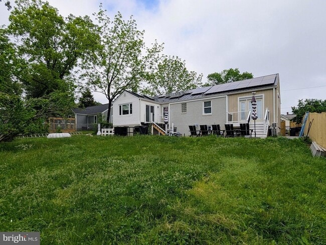 Building Photo - 10106 Greenock Rd
