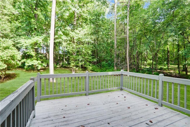 Building Photo - 130 Cedar Creek Ct