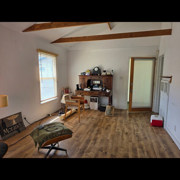 Building Photo - 631 San Juan Ave