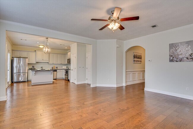 Building Photo - 5564 Connor Dr