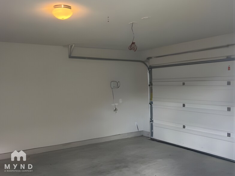 Building Photo - 252 Fabion St