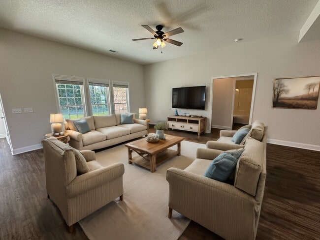 Building Photo - 134 Sunfield Sta Dr